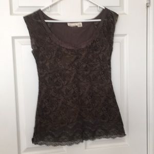 DKNY brown lace top size S (fits like a M)